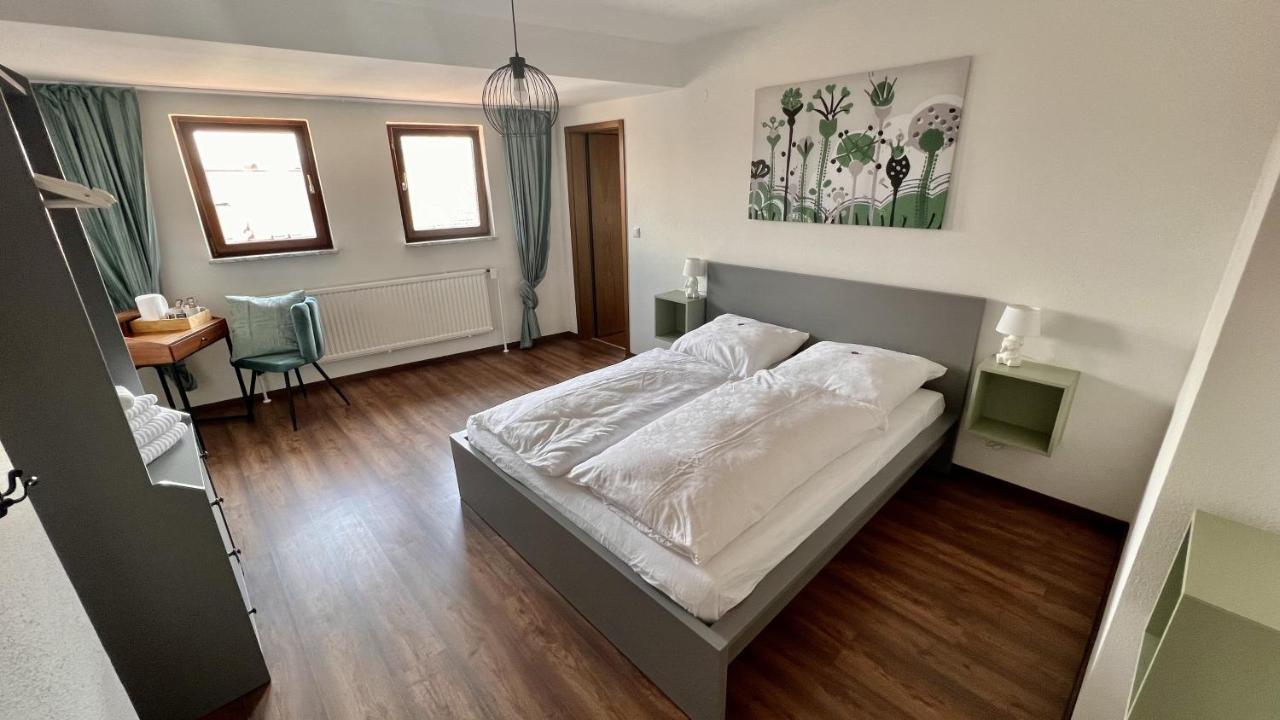 Hotel Sonne Wassertrüdingen Dış mekan fotoğraf